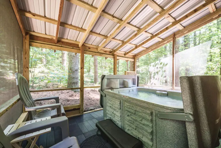 Green Log Cabin 15771 Green Log Cabin 15771