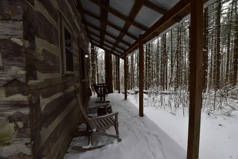 Green Log Cabin 6979E Green Log Cabin 6979E