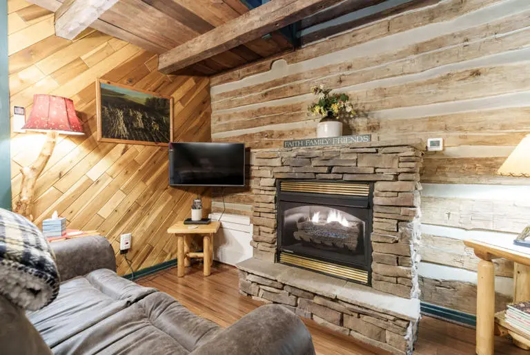 Green Log Cabin Cdb26 Green Log Cabin Cdb26