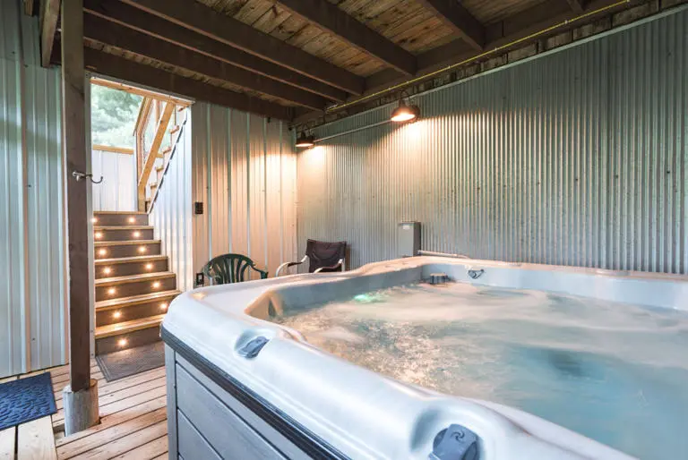 Hitchin Post Hocking Hills