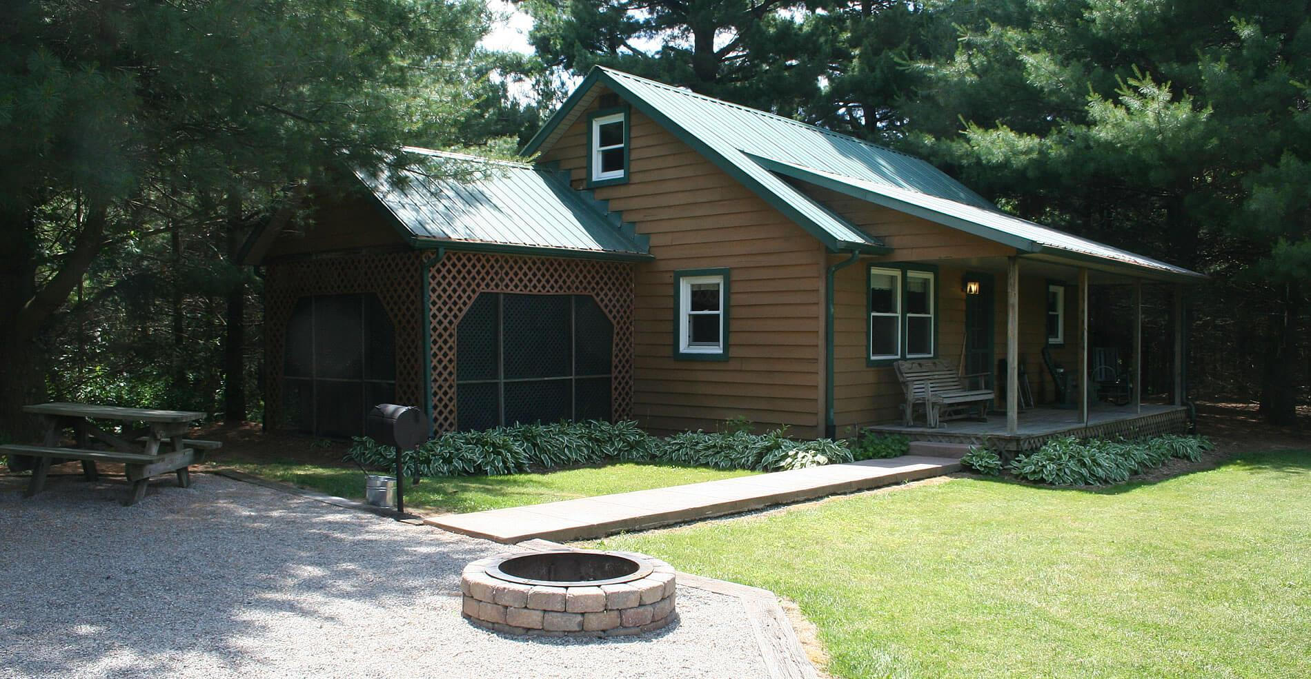 Frontier Log Cabins Hocking Hills