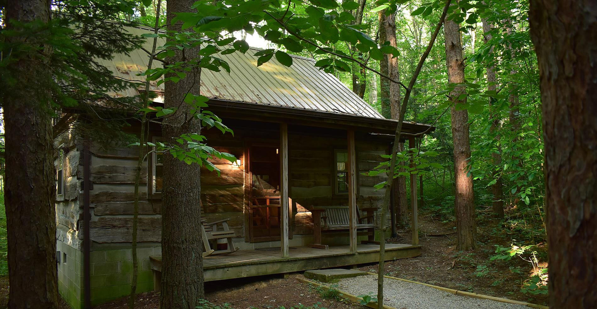 Frontier Log Cabins Hocking Hills